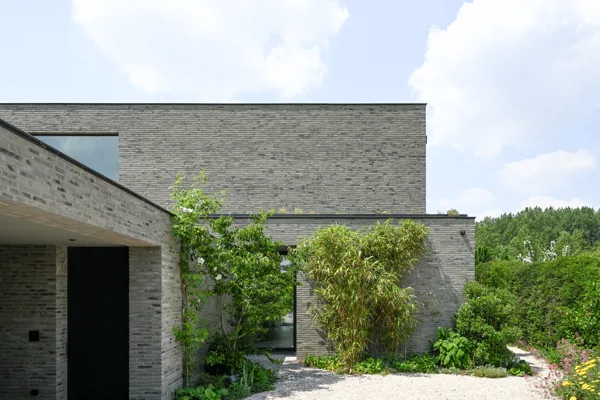 Symbiosis of architecture and nature: a home as a living landscape